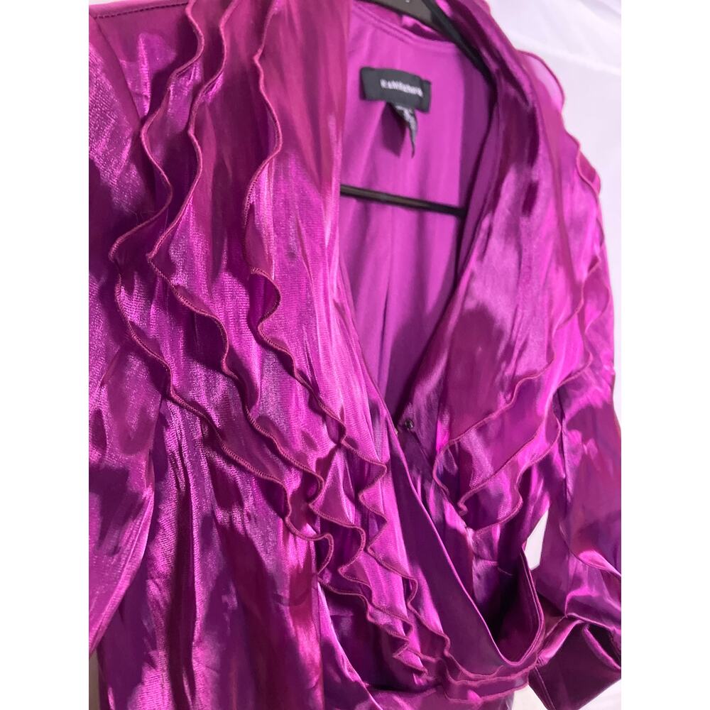 VTG Shiny Fuchsia Ruffle Blouse with Shoulder Pads R&M Richards Women’s Size 8 - Picture 4 of 6